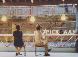 Pickbaan, hotel in Lamphun