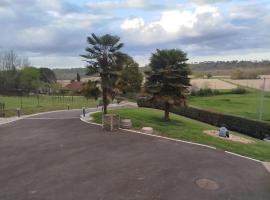 Le Logement Caillabet, hotel a Samadet