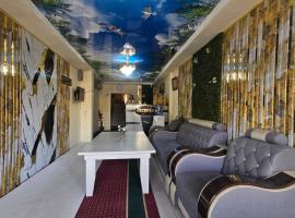 Zumrad HOTEL, Hotel in Termiz