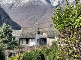 Casa Giacomina Historic farmhouse in the heart of Avegno