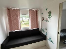 Bungalow 4-6 personnes, hotel v destinaci Lattes