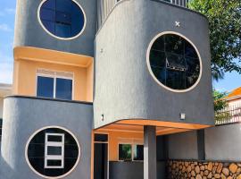 Serengeti Apartments near Speke Resort with Housekeeping, Netflix, Wi-Fi, Airport Proximity, Hotel in Kampala