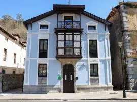 Casa Vizcaya, Casa rural para grupos de hasta 20 personas en Lanestosa, ideal para reuniones y celebraciones tranquilas