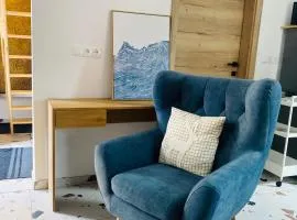 Rooms & Apartment ZALA Near Airport & Cable Car