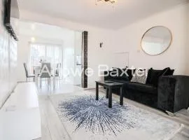 Bright 2BR Terrace in Basildon, Garden and Amenities