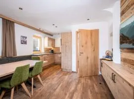 BEIM LOIS Dorfblick - by AlpenLuxus Collection