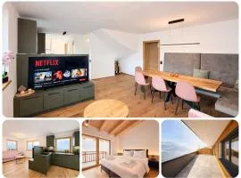 SKYLINE Chalet - by AlpenLuxus Collection