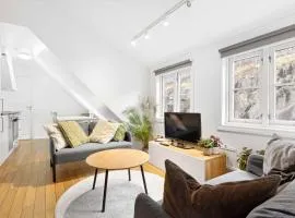 L1SB18 - Central 2BR Hideaway