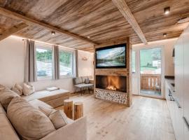 OLDWOOD CHALET - by AlpenLuxus Collection, Hotel in Fügen