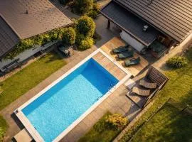 NINA's Chalet with Pool & Sauna Access by AlpenLuxus Collection