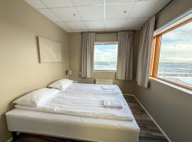 Viesnīca Við Hafið Oceanfront Guesthouse pilsētā Oulafsvika