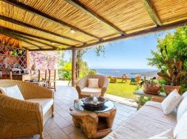 Groove Cottage Porto Cervo, Hotel in Abbiadori