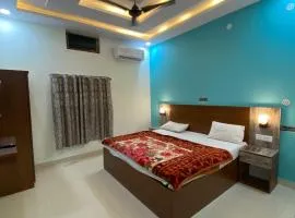 Riskla hotel Near-Ram Mandir 700M