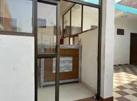 Riskla hotel Near-Ram Mandir 700M