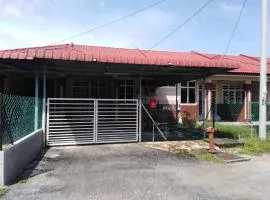 Liza Homestay Bachok