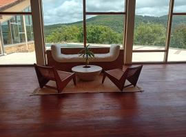 Chalets & SPA à l'eau thermale โรงแรมในBen Metir