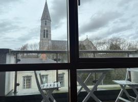Courthouse View Penthouse 1, Hotel in Clifden