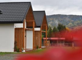 Czar Chatki, hotel en Dębno