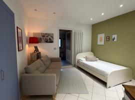 LA TANA Guest House, hotel en Dronero