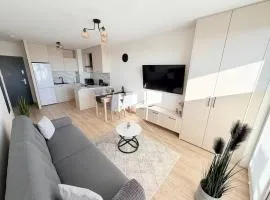 SkyPort Gdansk Apartment I by JumpInHere