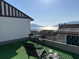 Casa VOL - Piso 2 Terraza con vistas a la Ría, Camino Portugués