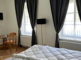 Kleinod Pulkau, מלון בPulkau