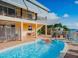 Charmante et spacieuse villa avec piscine