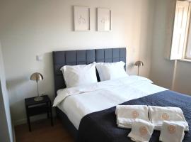 2 BR Apartment Metro 2 Min Porto 15 min Parking, hotel a Senhora da Hora