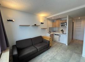 MyHome - Génépis 9 - Studio rénové Tignes Val Claret 4 pax sks aux pieds, ξενοδοχείο σε Tignes