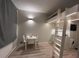 Central Kamppi Micro Loft, Quiet Courtyard