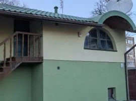 HandyHouse
