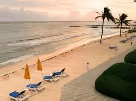 Oceanfront Paradise East End 2BR Oceanview Condo, Pools, Beach & Resort Amenities