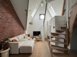 Inviting apartment in Bree with terrace, Hotel in Bree