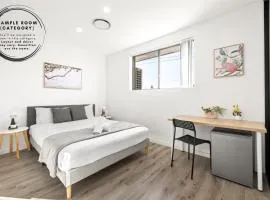 Double Room in Guildford West - Near Parks & Eateries - Explore with Ease - Shared Bathroom