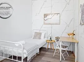 Comfy Single Room in Guildford West with Easy Access - Shared Bathroom