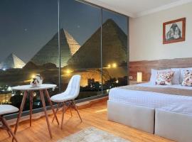 Eco green pyramids hotel, hotel en El Cairo