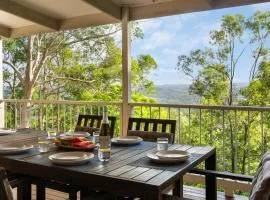 Hinterland Tranquil Escape with Beautiful Views