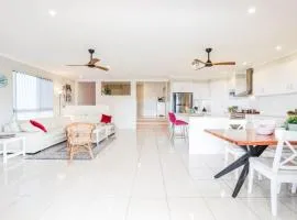 Amore Holiday House