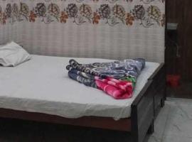 OYO Hotel Yatharth Greens Family Resort, Hotel in Kānpur
