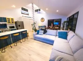 Barefeet Retreat - Outside pet friendly , walk to beach, cafes