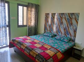 Krishna Hotel & Restaurant, hotel u gradu Devaprayāg