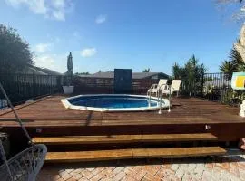 Luxury 4 Bedroom Home with Pool & Games Room Bar