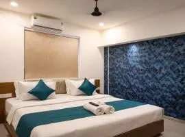 Hotel R Pacific, Rajkot