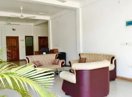 Trinco Salom Rooms & Restaurant