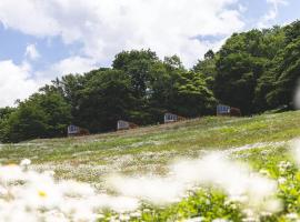 Earthboat Minakami Fujiwara、須田貝のホテル