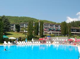 Hotel Makpetrol Struga, hotel in Struga