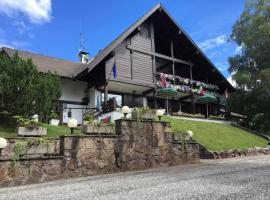 Hotel Panorama, hotel Cavalesében