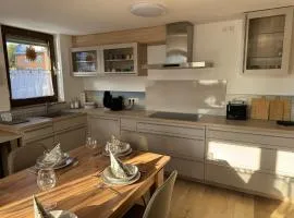 Große, ruhige Wohnung in Rosengarten - Parkplätze - 3 Schlafzimmer - Fahrradraum