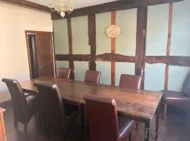 Sebastians Hotel Apartment Oswestry Town Centre Parking