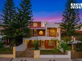 Ganga's Jewel - Breakfast Included at Rishikesh by StayVista